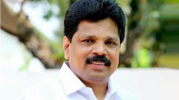 ഇളകാതെ വണ്ടൂര്‍