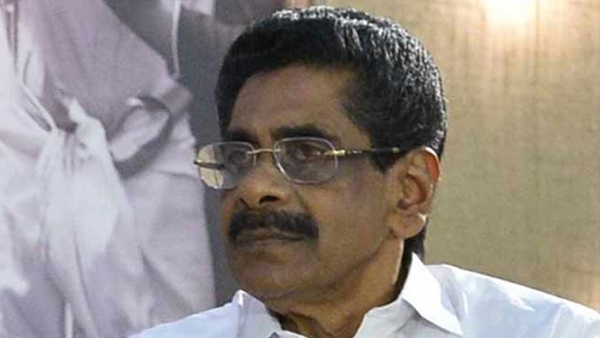 മഞ്ചേശ്വരത്ത് ബിജെപി ജയിച്ചാൽ ഉത്തരവാദി പിണറായി