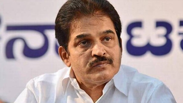 കെസി വേണുഗോപാലിനെതിരെ