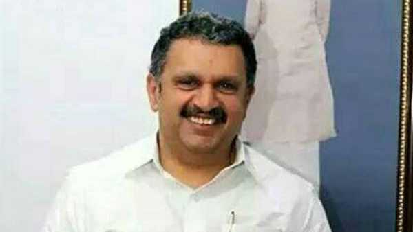 കെ മുരളീധരൻ ഉറച്ചുനിൽക്കുന്നില്ലല്ലോ?