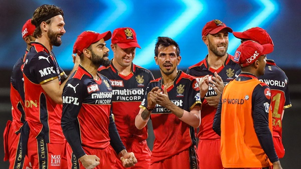 റോയൽ വിജയം