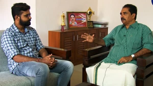യുഡിഎഫ് അധികാരത്തിലെത്തുമെന്ന് പറയുന്നത് രാഷ്ട്രീയ മോഹം വച്ചാണോ?