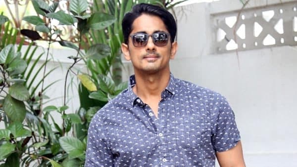 അധികാരത്തിൽ പുറത്തേക്ക് അധികാരത്തിൽ പുറത്തേക്ക്
