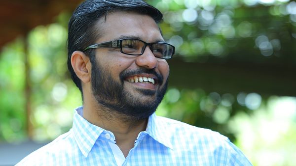  കല്ലുവെച്ച നുണ