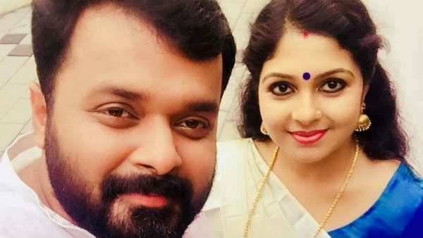 ലിവിങ് ടുഗതര്‍ ഹോബി