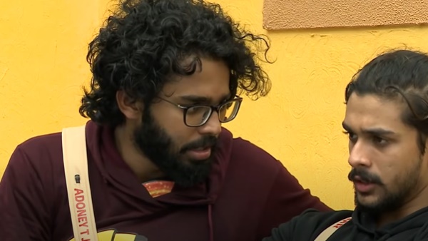  അപൂര്‍വ്വേ നേട്ടം