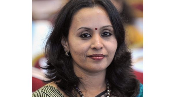 രണ്ട് വനിതാ മന്ത്രിമാർ