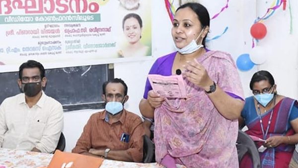 ശൈലജ ടീച്ചറുടെ പിൻഗാമി ശൈലജ ടീച്ചറുടെ പിൻഗാമി