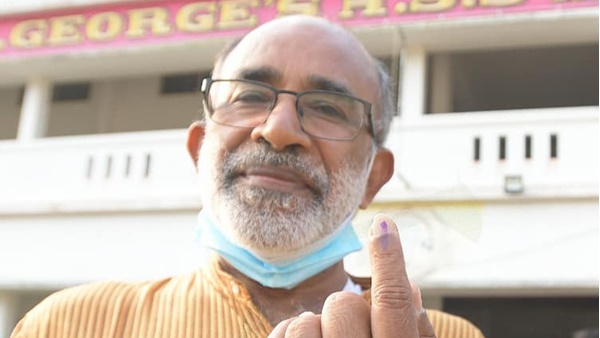 ദേശീയ നേതൃത്വത്തിന് പരാതി