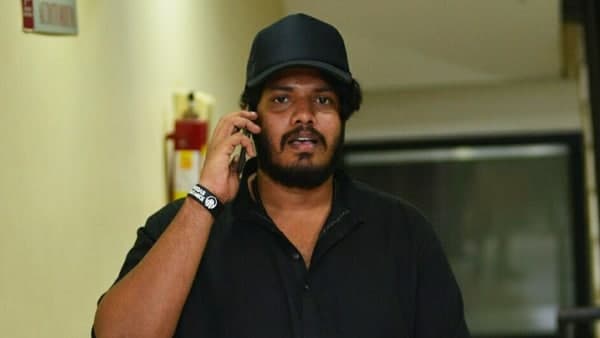 ഫോണിൽ സംസാരിച്ചോയെന്ന് ഫോണിൽ സംസാരിച്ചോയെന്ന്