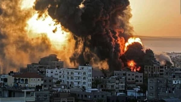 നിരവധി ആക്രമണങ്ങള് നിരവധി ആക്രമണങ്ങള്