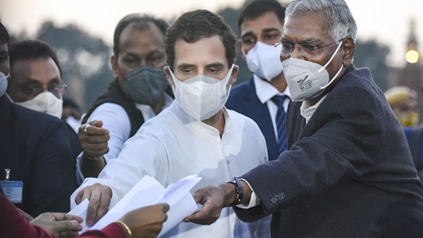 പ്രചാരണം പൊടിപൊടിച്ചു പ്രചാരണം പൊടിപൊടിച്ചു