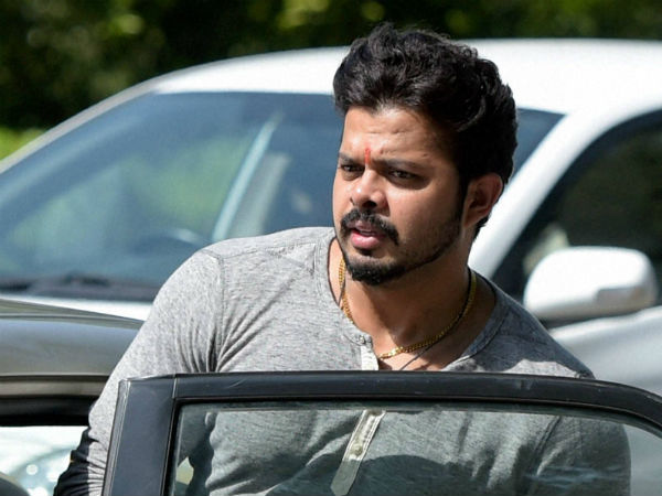 ചുറ്റും കാണാനുള്ള കാഴ്ചയുണ്ടോ ?