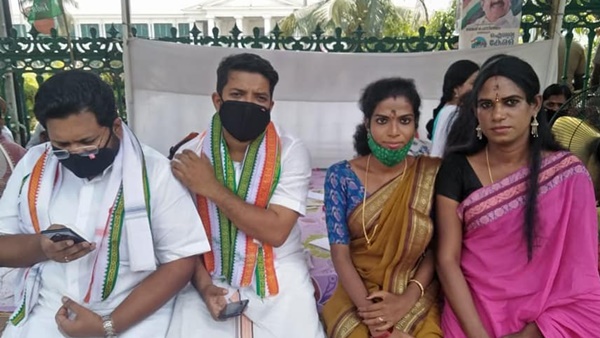 പാർട്ടിയുടെ സ്വീകര്യത