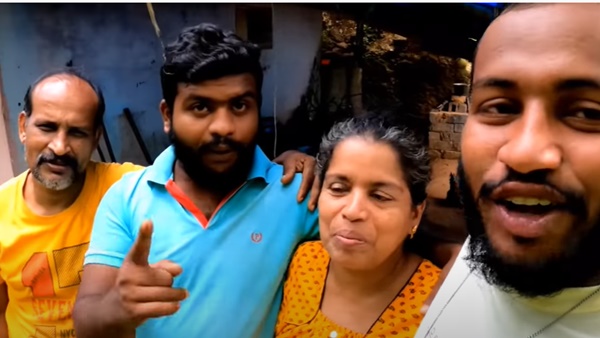 പതിമൂന്ന് ലക്ഷത്തോളം സബ്സക്രൈബർമാർ പതിമൂന്ന് ലക്ഷത്തോളം സബ്സക്രൈബർമാർ