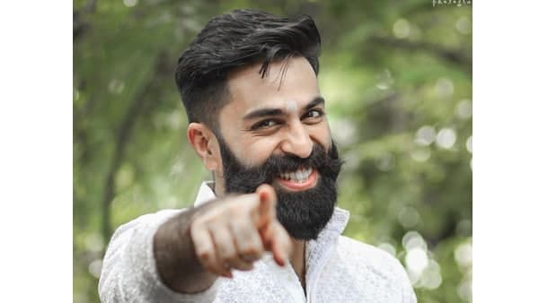 എത്ര വരുമാനം?