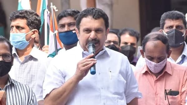 ആദ്യം വിമുഖത, പിന്നെ...