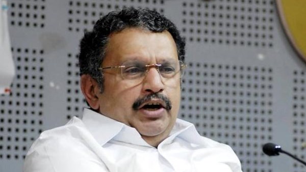 വിട്ടു നിന്ന് കെ മുരളീധരൻ