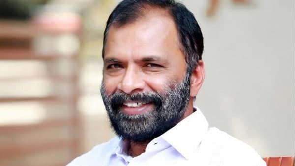 പിളര്‍ന്ന ഗ്രൂപ്പുകള്‍