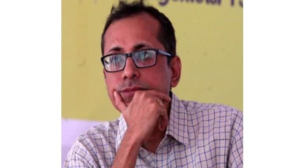 ഔദ്യോഗിക പത്രപ്രവര്‍ത്തനം