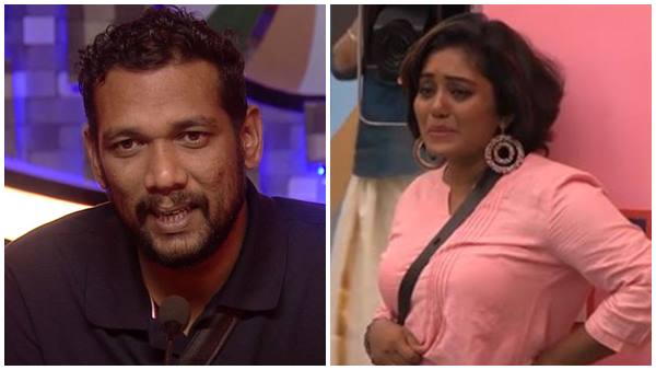 കഴുത്തിന് കുത്തിപ്പിടിച്ചു