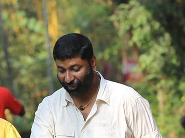 പണ്ട് മോഡലുകള്‍ ആയിരുന്നു