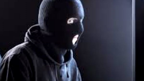 എങ്ങനെ കയറിക്കൂടും