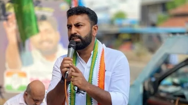 മുഹമ്മദ് ഹാരിസ് നാലപ്പാട് 