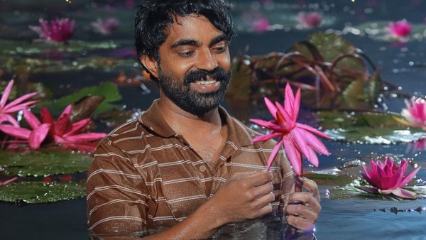 മൊഞ്ചത്തിപ്പെണ്ണേ