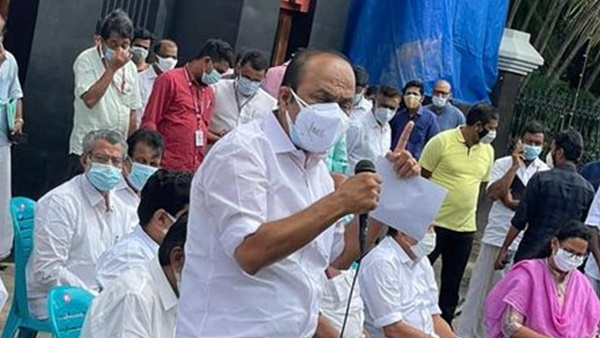 നിയമസഭയില്‍