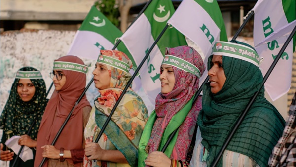 ഹരിത വരുന്നത്