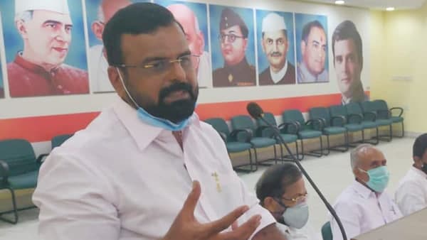 കോണ്‍ഗ്രസ് കുടുംബം