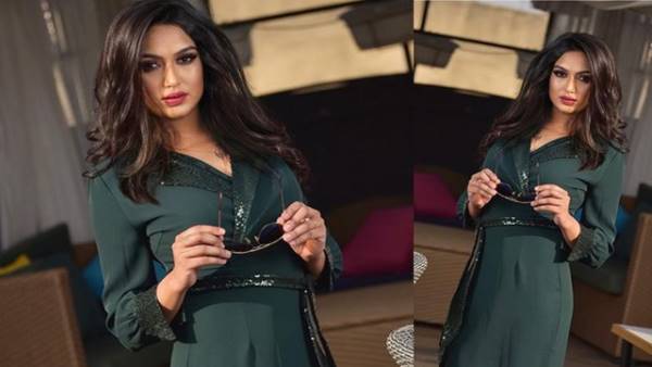 പിന്തുടരുന്നത് 209 പേരെ