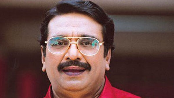 കൊച്ചിന് ഹനീഫ മരിച്ചപ്പോള് പൊട്ടിക്കരഞ്ഞതിനെ കുറിച്ചും കൊച്ചിന് ഹനീഫ മരിച്ചപ്പോള് പൊട്ടിക്കരഞ്ഞതിനെ കുറിച്ചും