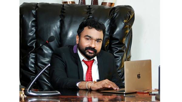 മോന്‍സണ്‍ മാവുങ്കൽ