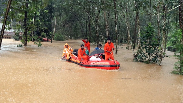 നീല, ഓറഞ്ച്, ചുവപ്പ് മുന്നറിയിപ്പുകള്‍