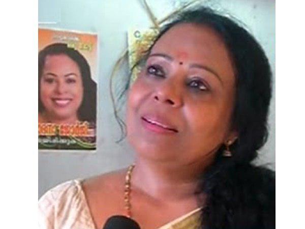  2018 മുതലാണ് സി പി എമ്മിൽ പ്രവർത്തിച്ച് തുടങ്ങിയത്