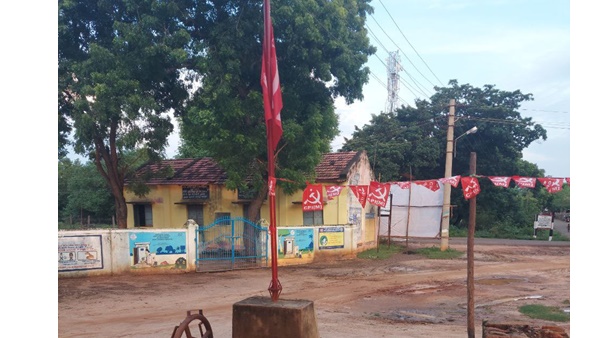 പ്രാദേശിക പ്രമുഖനായ ഒരു കോണ്‍ഗ്രസ്