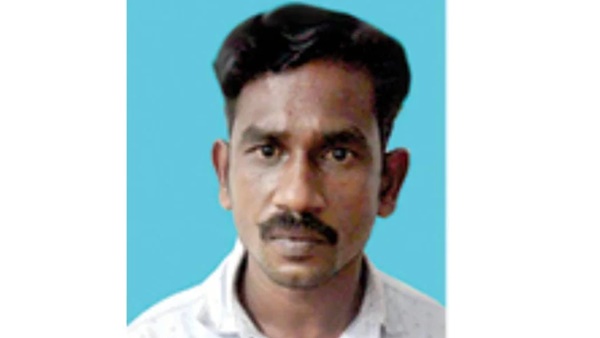 കുട്ടികളെ ജയേഷ് കുറ്റിച്ചിറയില്‍നിന്ന് ഗുജറാത്തി