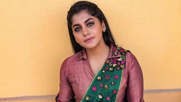 എനിക്ക് ഇഷ്ടമുള്ള കംഫര്ട്ടബിളുമായിട്ടുള്ള വസ്ത്രം ധരിക്കുന്നതില് എനിക്ക് ഇഷ്ടമുള്ള കംഫര്ട്ടബിളുമായിട്ടുള്ള വസ്ത്രം ധരിക്കുന്നതില്