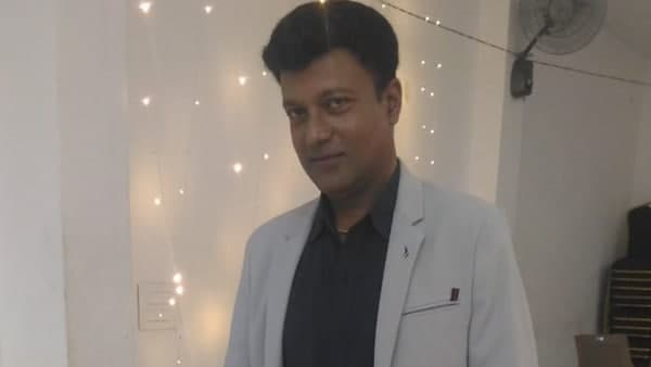 പന്തളന്ത് നിന്നും അപ്പോള്‍ പുറപ്പെട്ടില്ലെങ്കില്‍ പിന്നെ ലേറ്റാകും.