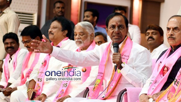 2019-20 സാമ്പത്തിക വർഷത്തിൽ 25 പ്രാദേശിക പാർട്ടികൾക്ക് 2019-20 സാമ്പത്തിക വർഷത്തിൽ 25 പ്രാദേശിക പാർട്ടികൾക്ക്