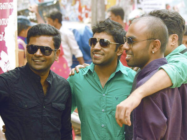 എന്നാൽ ഇതുമായി ബന്ധപ്പെട്ട് ഒരു ഓൺലൈൻ പേജിൽ തീർത്തും വ്യത്യസ്തമായ