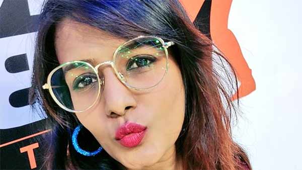 ചിത്രീകരണം മുടങ്ങിയതോടെ നിർമ്മാതാവിന് ചിത്രീകരണം മുടങ്ങിയതോടെ നിർമ്മാതാവിന്