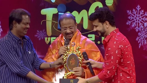 വരികയാണെങ്കില് ഒരു അഞ്ച് മിനിട്ട് ഷൂട്ടിങ് കണ്ടിട്ട് പോകാമെന്ന് പറഞ്ഞു വരികയാണെങ്കില് ഒരു അഞ്ച് മിനിട്ട് ഷൂട്ടിങ് കണ്ടിട്ട് പോകാമെന്ന് പറഞ്ഞു