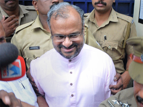 പണ്ഡിറ്റിന്റെ സാമൂഹ്യ നിരീക്ഷണം 