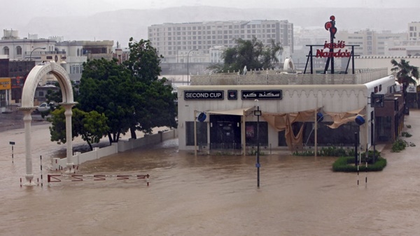 വടക്ക് പടിഞ്ഞാറന്‍ കാറ്റായ ഷമാല്‍ ശക്തിപ്രാപിക്കുന്നതോടെ 