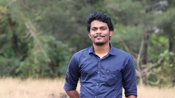 എസ് എ ഫ്ഐ ക്കാരെയും