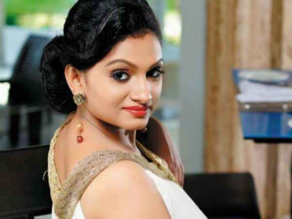 കമന്റിലെ നല്ലതും ചീത്തയും നോക്കാറില്ല