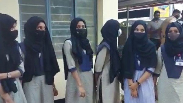 ഹിജാബ് മതാചാരങ്ങളുടെയും മൗലികാവകാശങ്ങളുടെയും